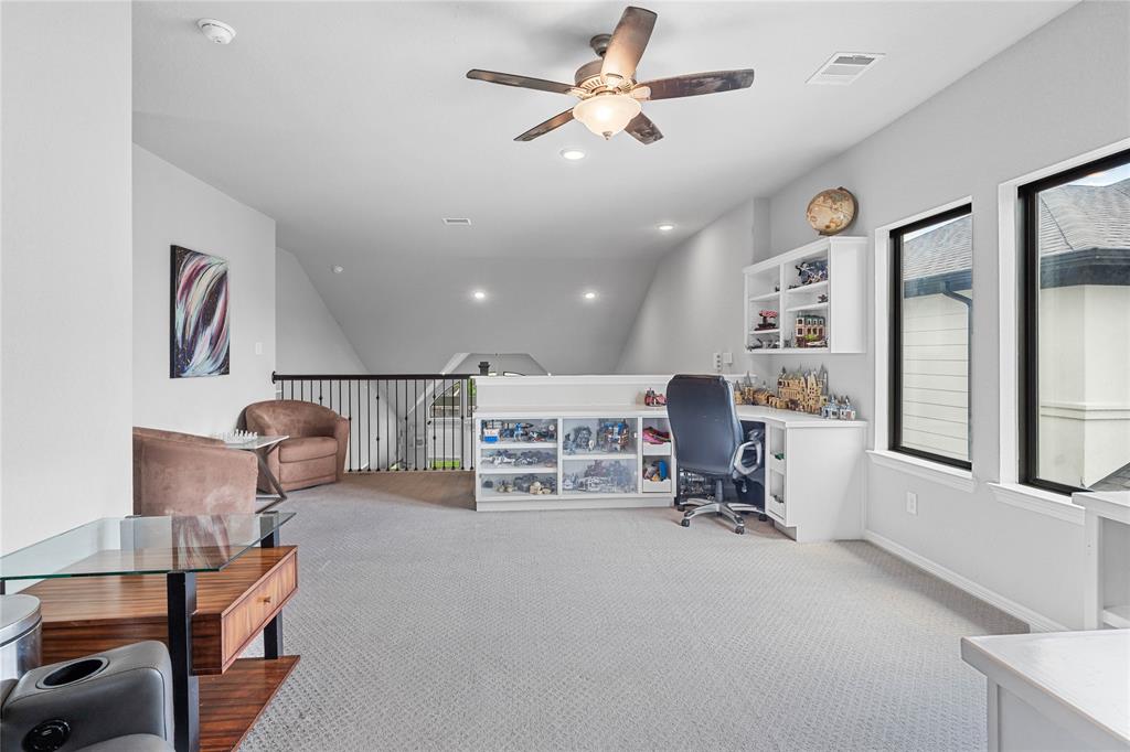 15010 Bonham Shore Drive, Cypress, Texas image 22