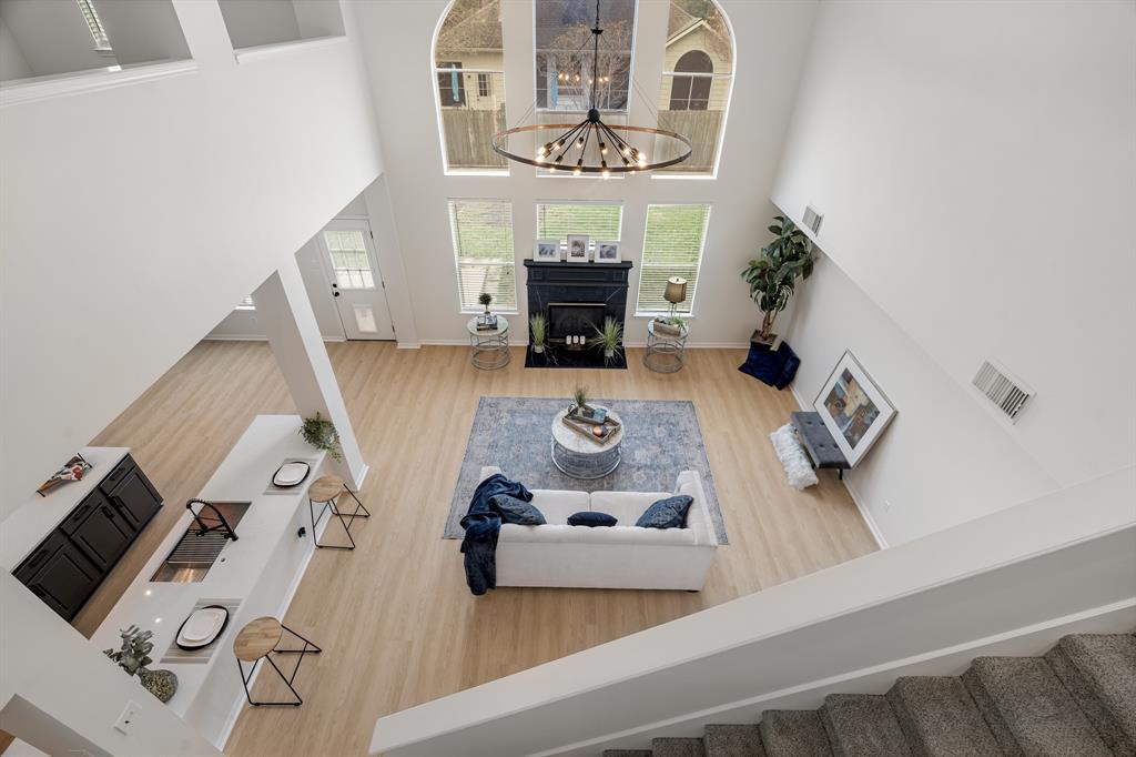 8110 Moss Stone Drive, Sugar Land, Texas image 9