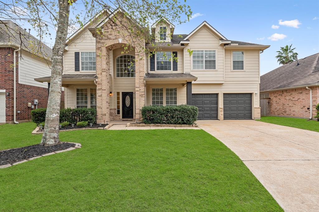 8110 Moss Stone Drive, Sugar Land, Texas image 2