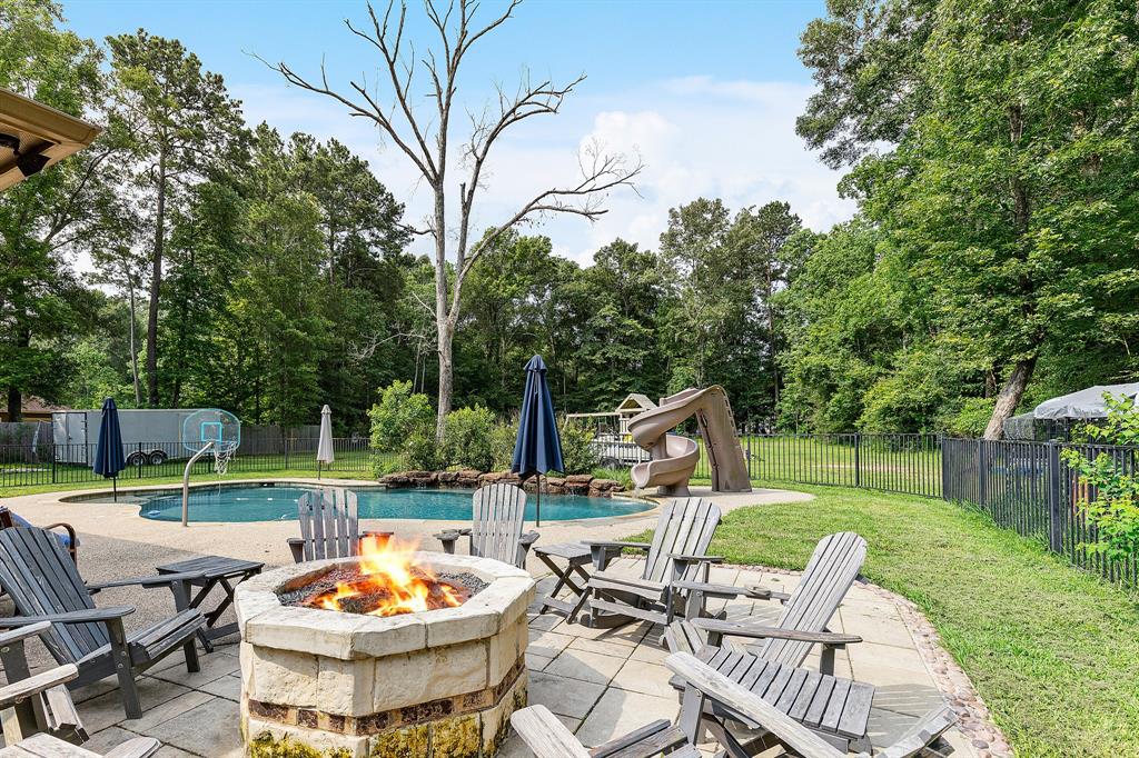 1018 Winchester Bend, Huffman, Texas image 45