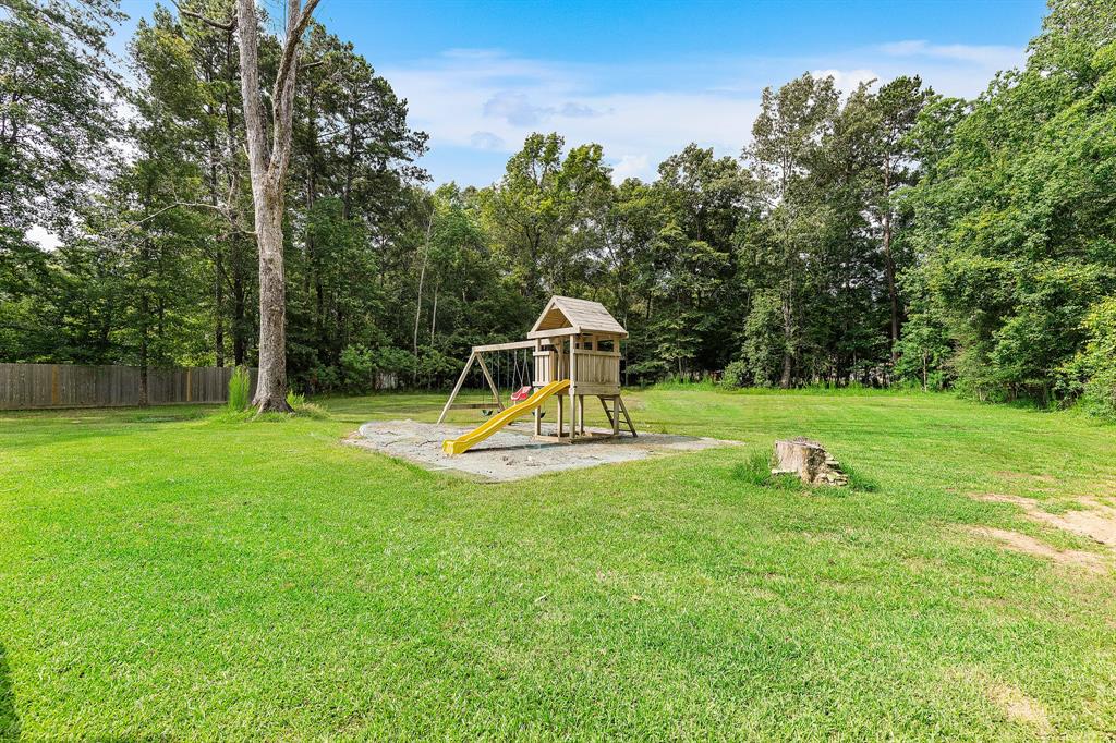 1018 Winchester Bend, Huffman, Texas image 46
