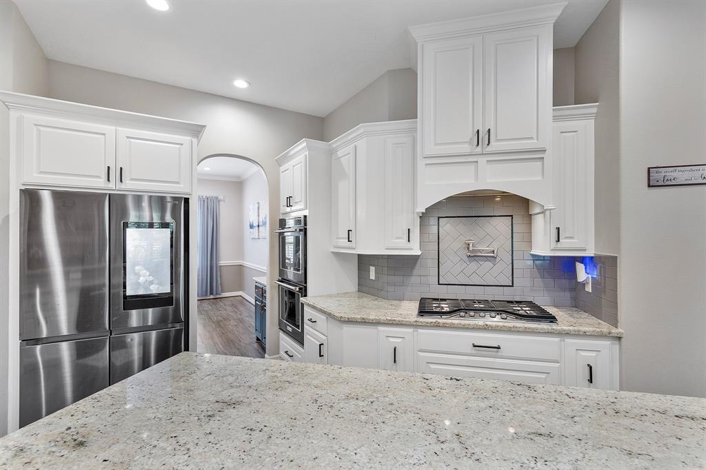 1018 Winchester Bend, Huffman, Texas image 12