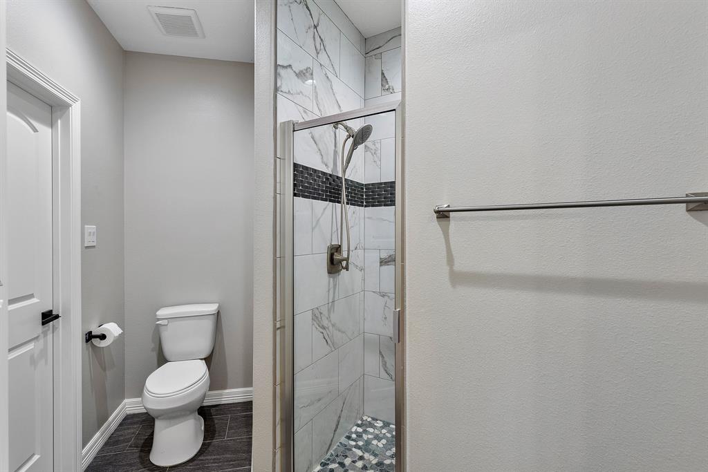 1018 Winchester Bend, Huffman, Texas image 30