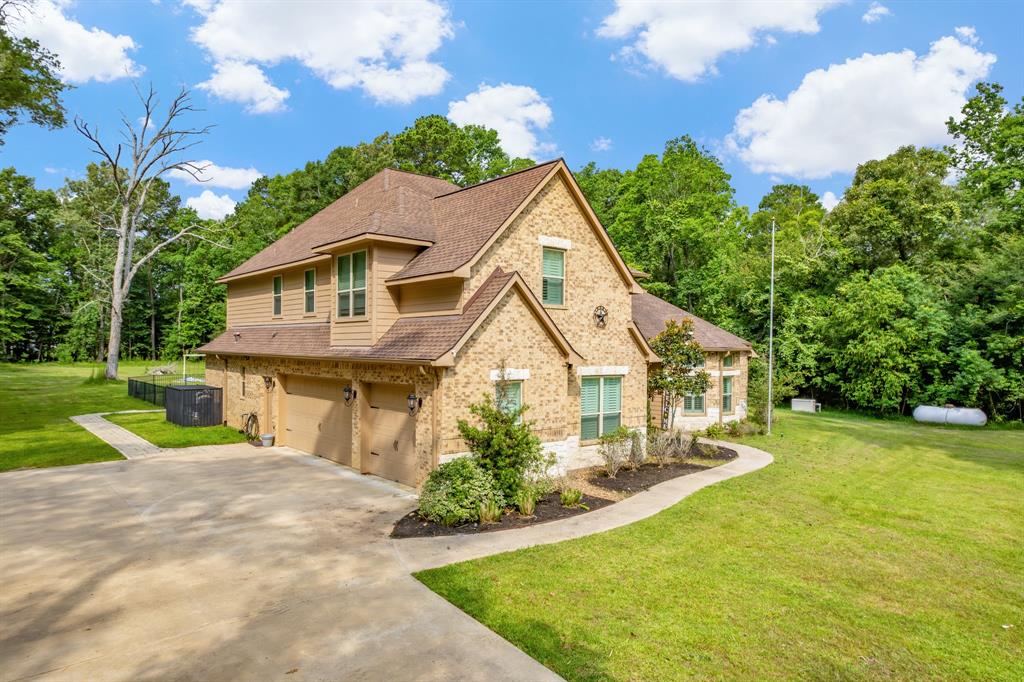 1018 Winchester Bend, Huffman, Texas image 4