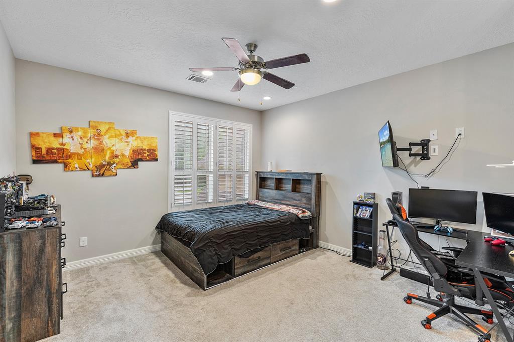 1018 Winchester Bend, Huffman, Texas image 27