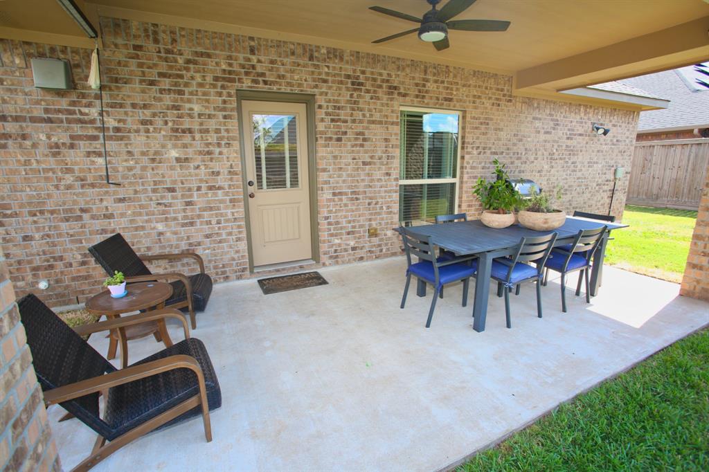 205 Rock Rose Ln, Lake Jackson, Texas image 21