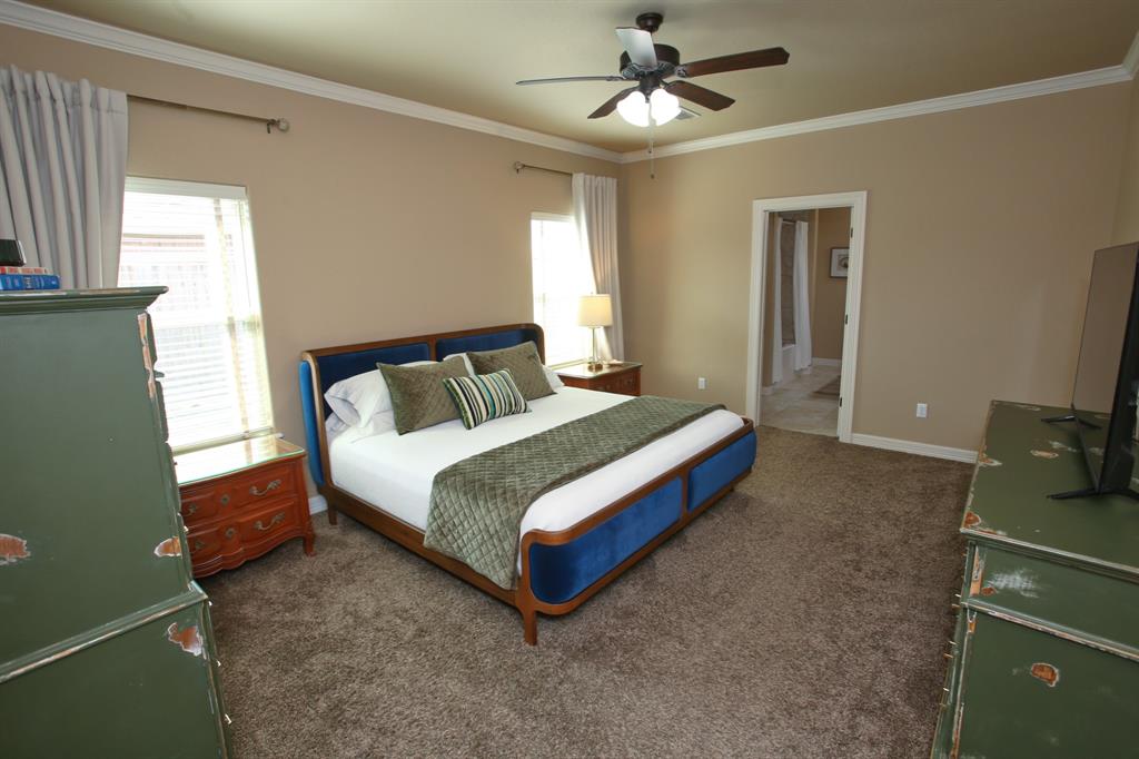 205 Rock Rose Ln, Lake Jackson, Texas image 12
