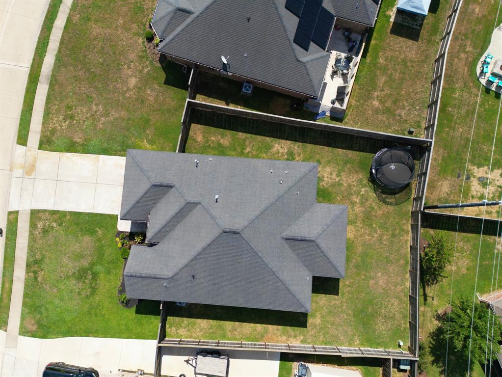 205 Rock Rose Ln, Lake Jackson, Texas image 24