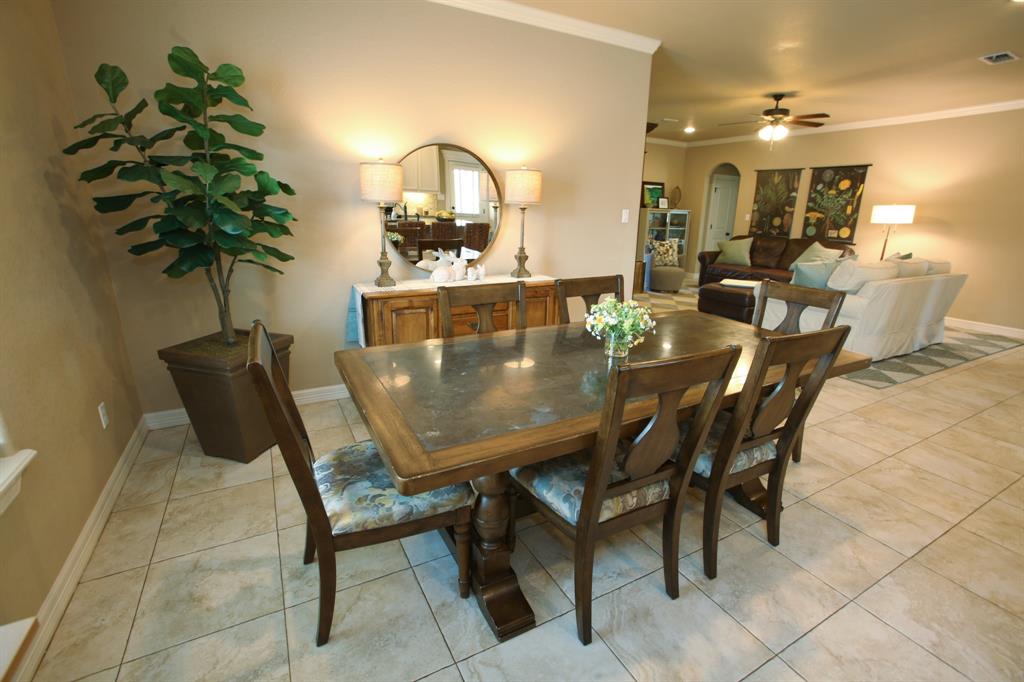205 Rock Rose Ln, Lake Jackson, Texas image 7