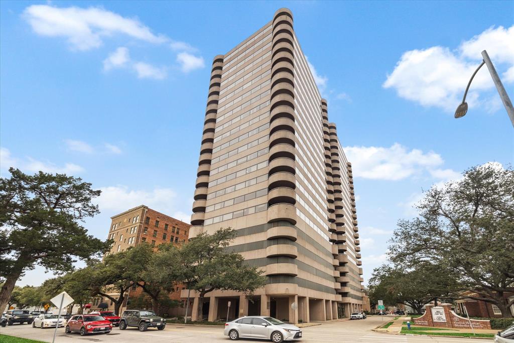 5000 Montrose Boulevard #14C, Houston, Texas image 1