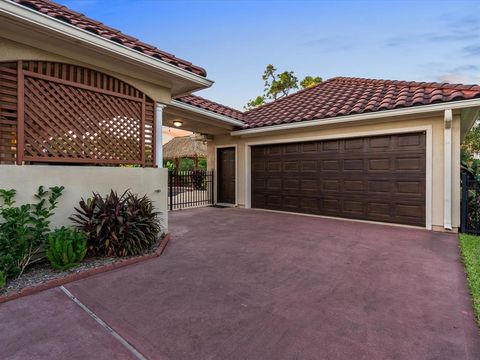 A home in San Leon