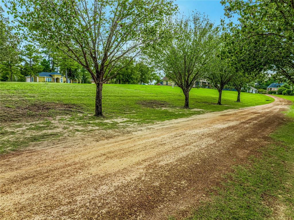 180 Bentwood Drive, Montgomery, Texas image 12