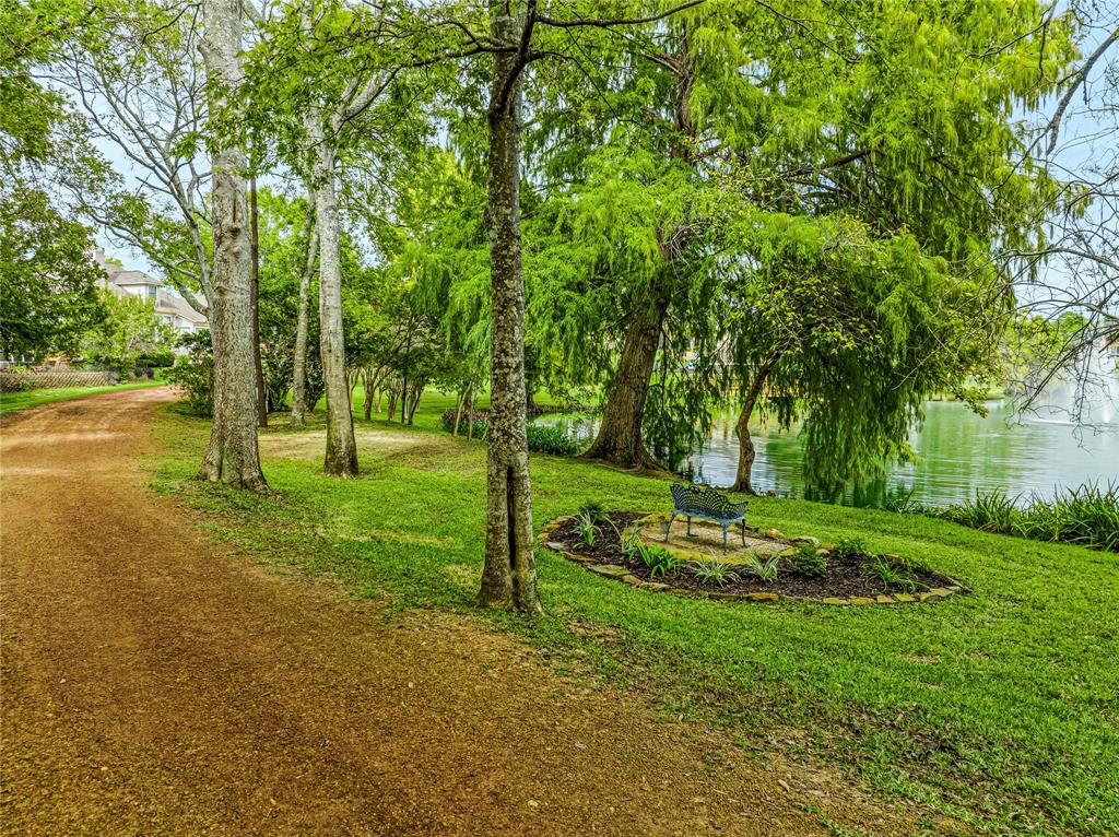 180 Bentwood Drive, Montgomery, Texas image 13