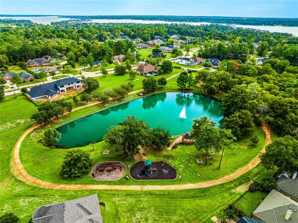 180 Bentwood Drive, Montgomery, Texas image 5