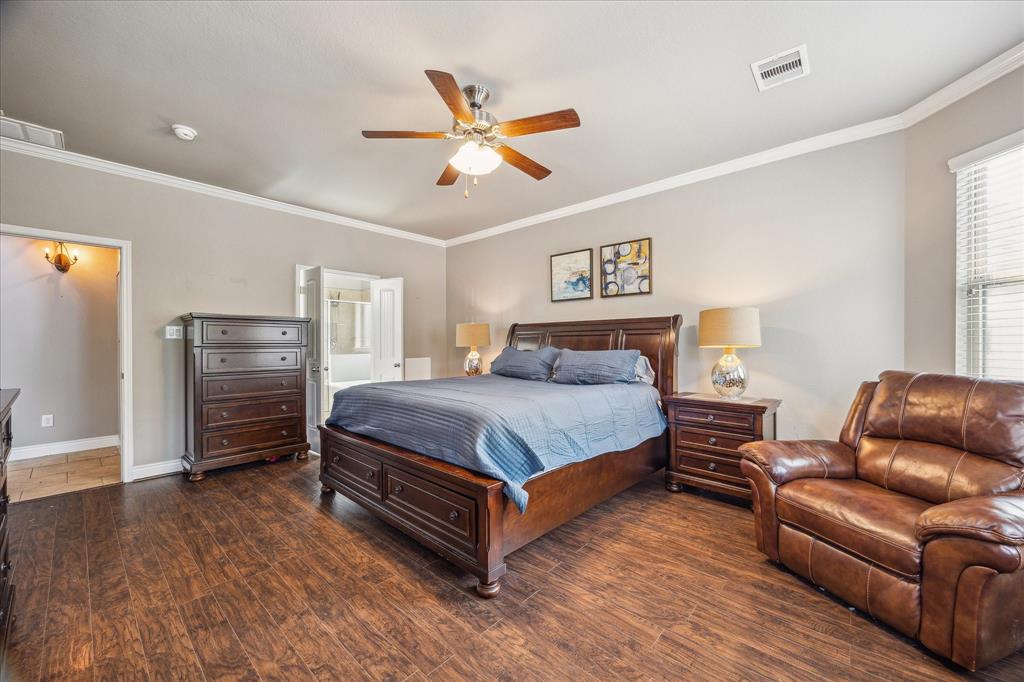 802 Fairway Drive, La Porte, Texas image 14