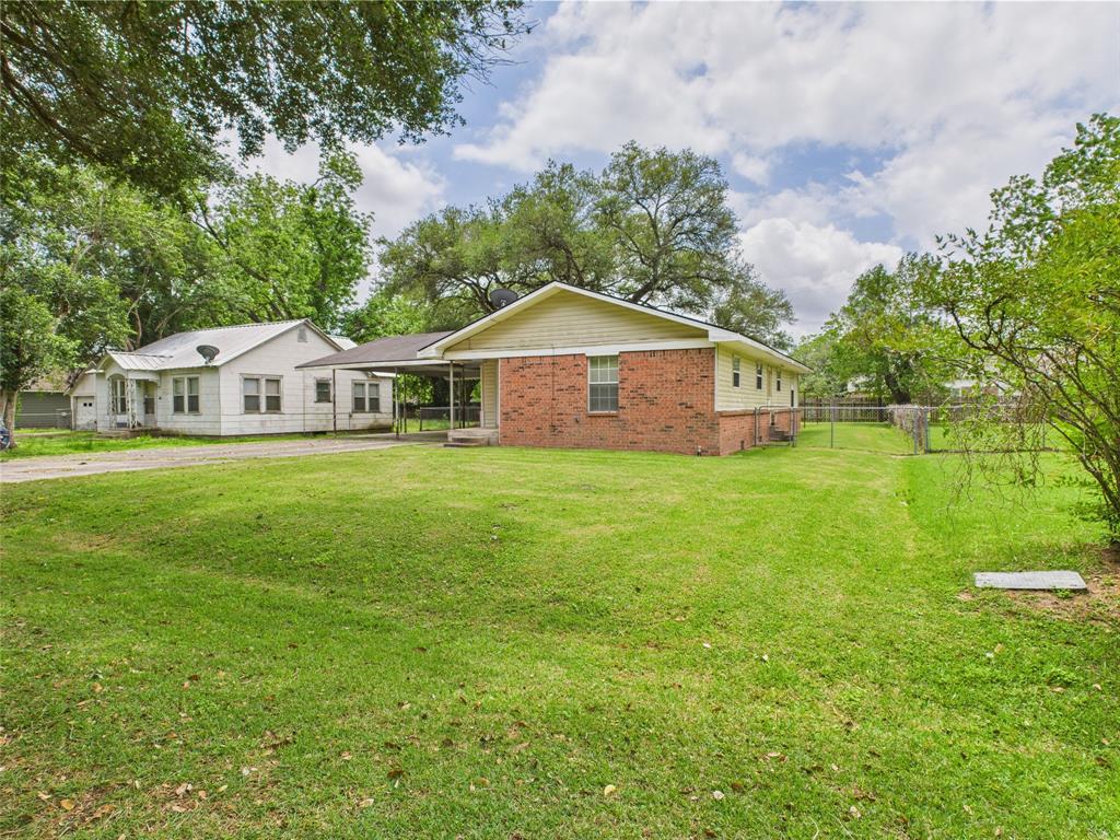 812 Merry Lane, Wharton, Texas image 4