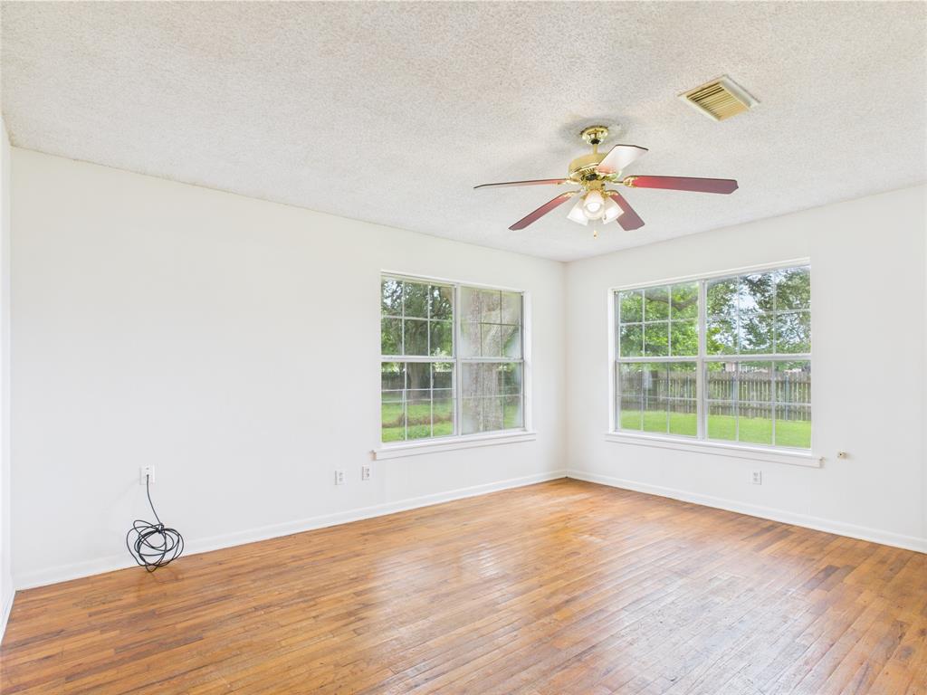 812 Merry Lane, Wharton, Texas image 21