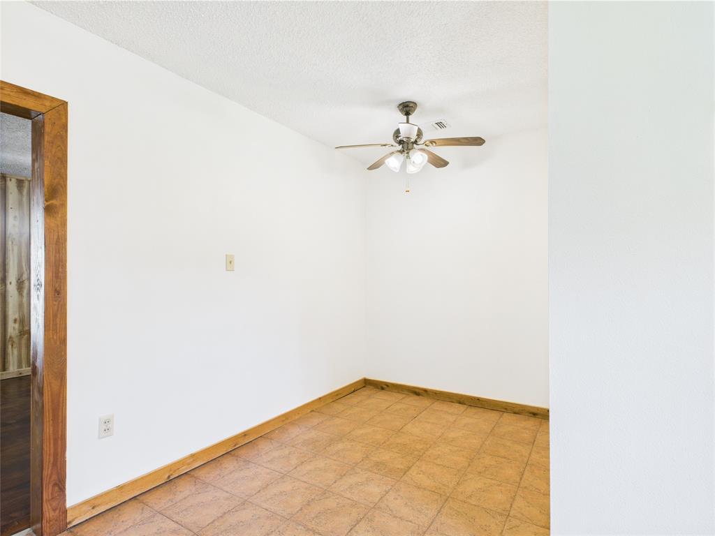 812 Merry Lane, Wharton, Texas image 13
