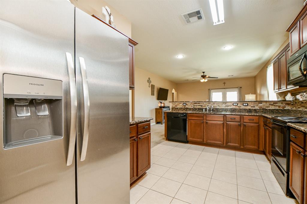 4811 Evening Place Lane, Richmond, Texas image 16
