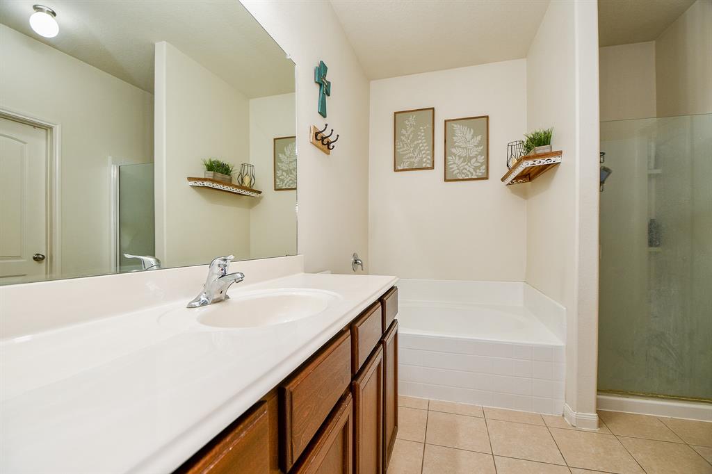 4811 Evening Place Lane, Richmond, Texas image 27