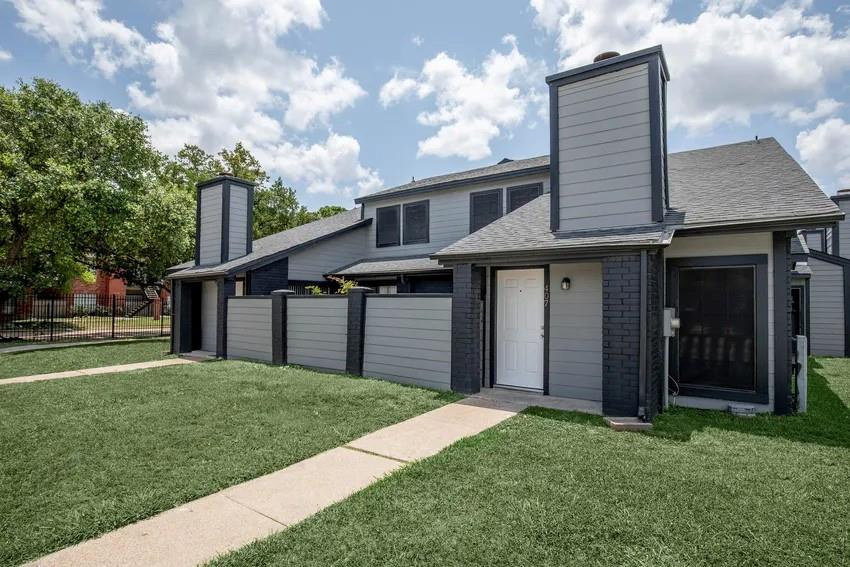810 Dunson Glen Drive 706