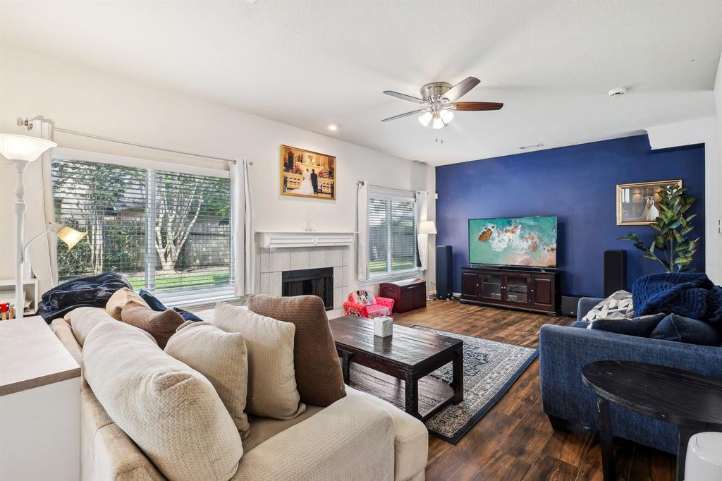 506 Crestridge Drive, Sugar Land, Texas image 5