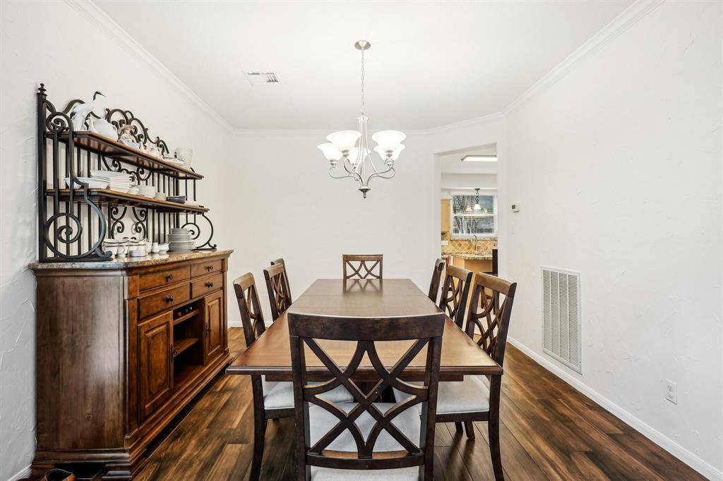 506 Crestridge Drive, Sugar Land, Texas image 10