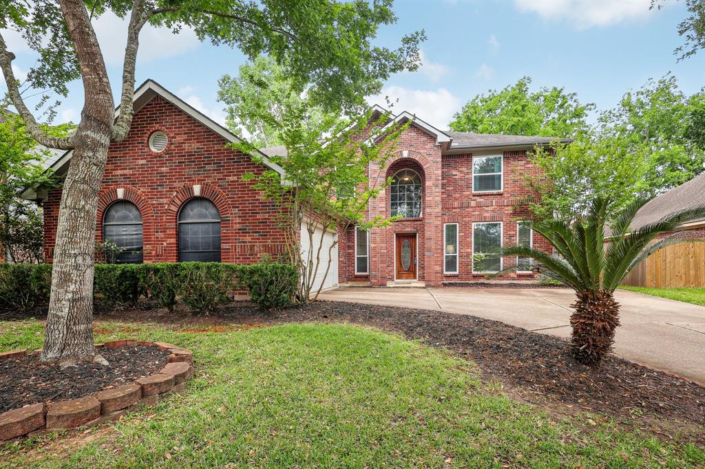 506 Crestridge Drive, Sugar Land, Texas image 1