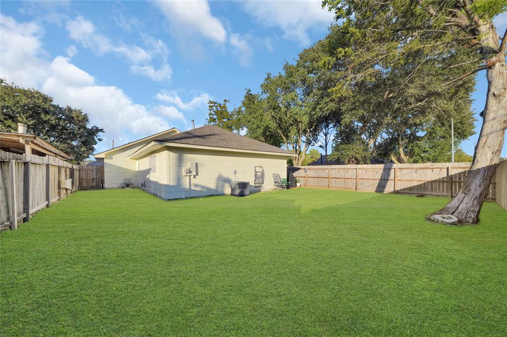 14003 Clear Forest Drive, Sugar Land, Texas image 21