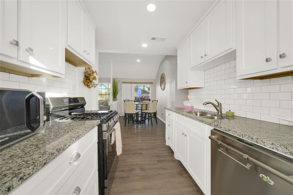 14003 Clear Forest Drive, Sugar Land, Texas image 9