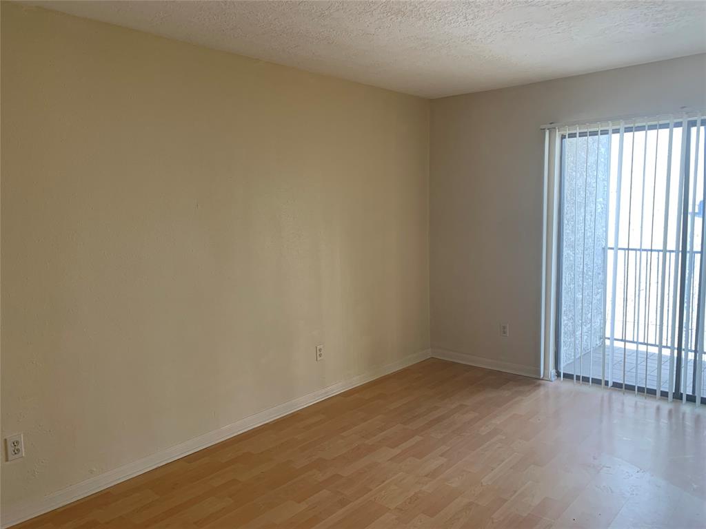 10075 Westpark Drive 43