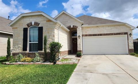 2606 Oakwood Bluff Trail Houston TX 77038