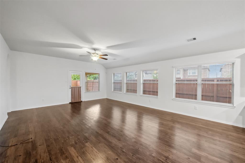 529 Waterside Ridge Lane, La Marque, Texas image 10