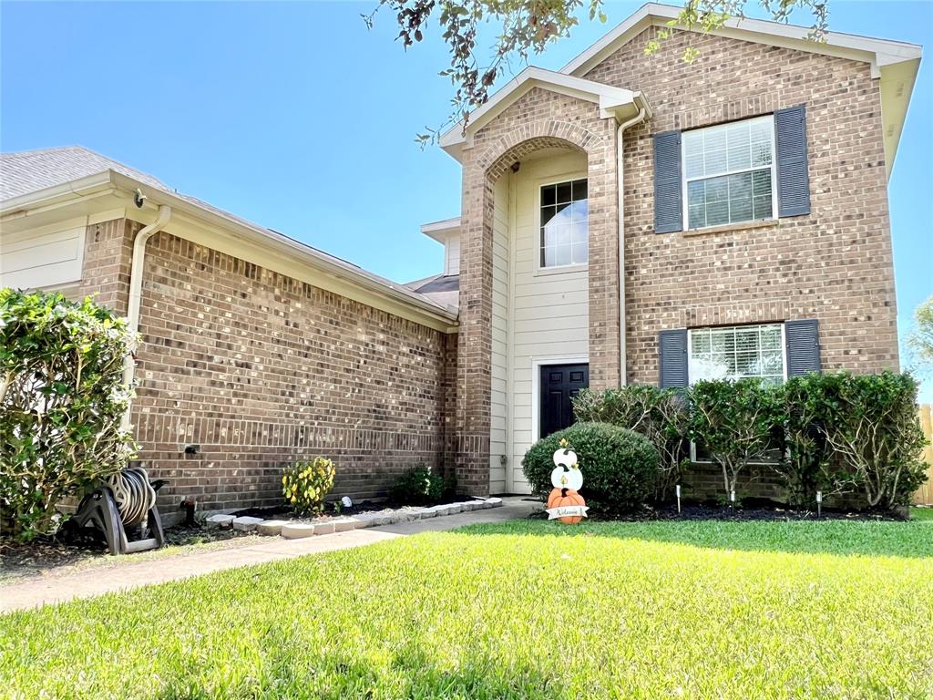 9131 Creekside Drive, Hitchcock, Texas image 3