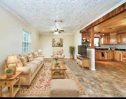 30818 WALNUT CREEK ROAD Road Magnolia TX 77355