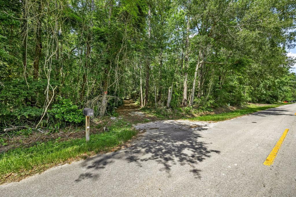 377 Wild Oak Drive, Huffman, Texas image 4