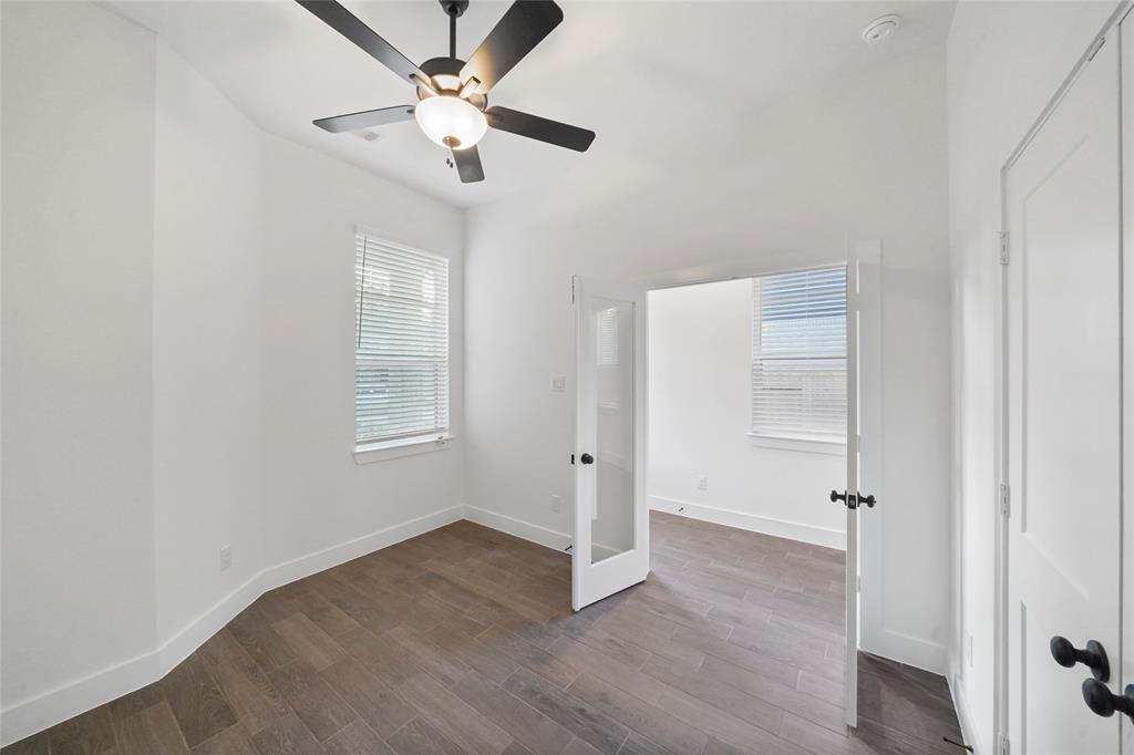 928 9th Street, San Leon, Texas image 4