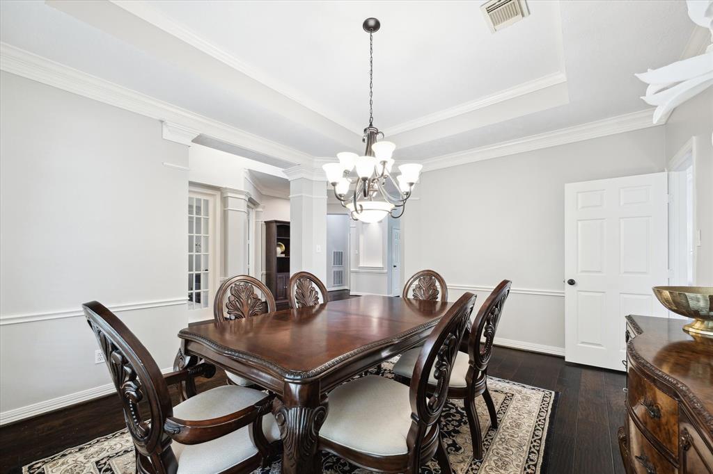 91 W Laurelhurst Circle, The Woodlands, Texas image 8