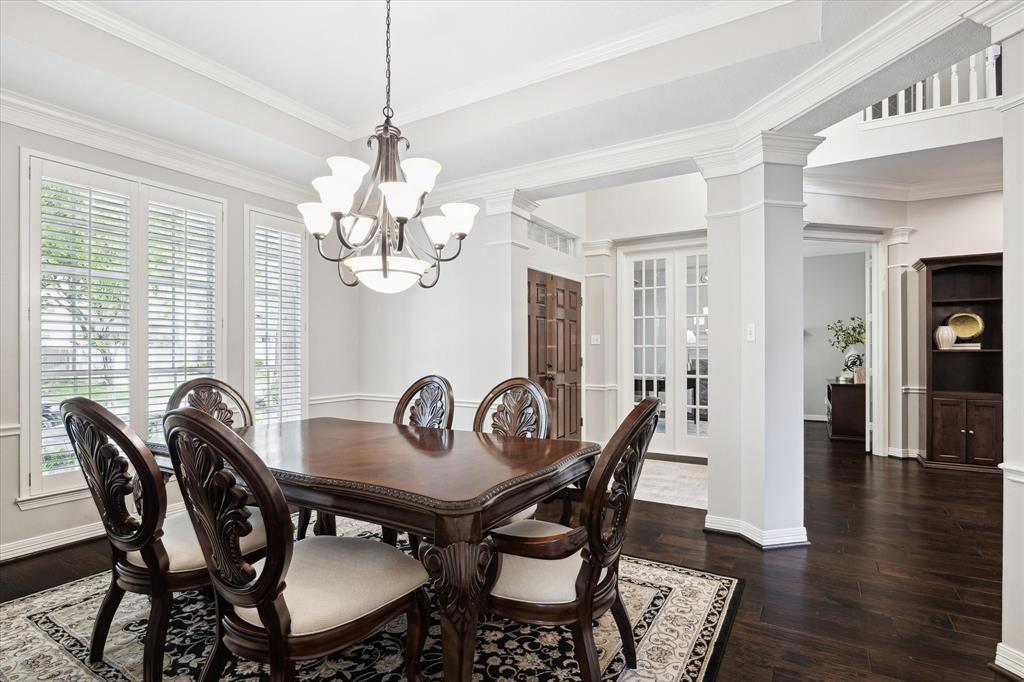 91 W Laurelhurst Circle, The Woodlands, Texas image 9