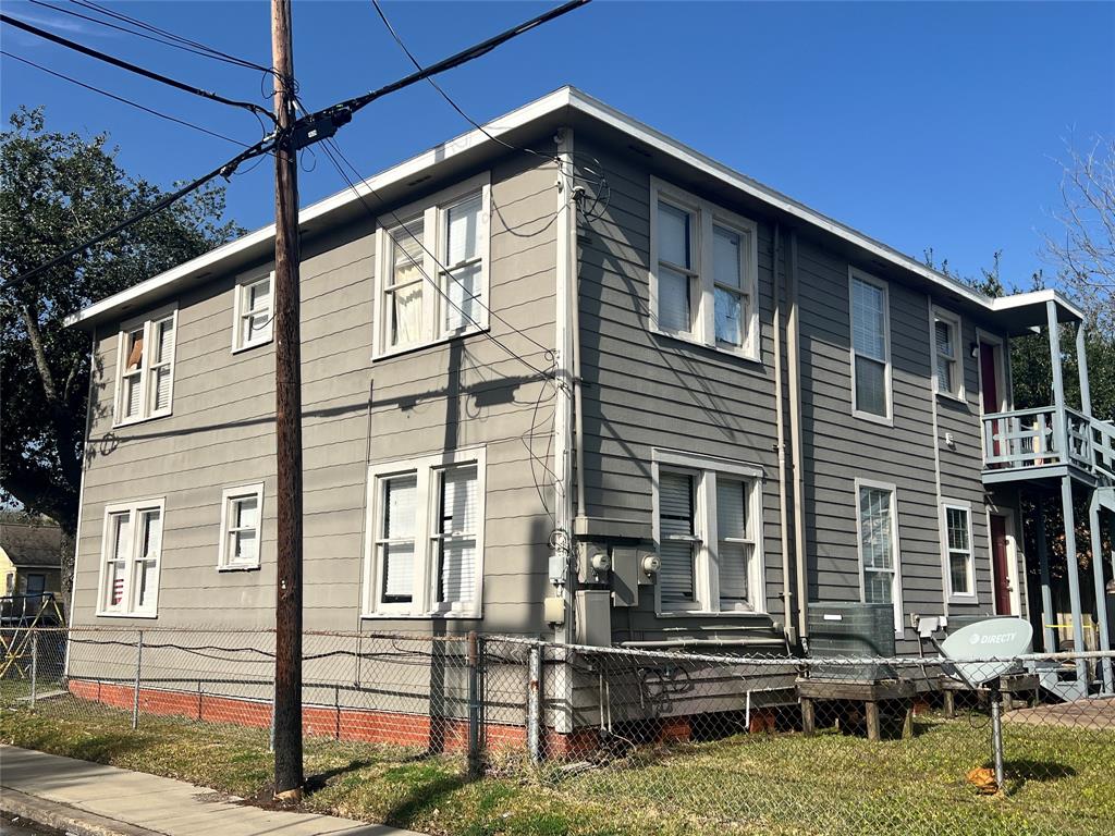 1124 47th Street