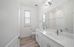 13504 Leeward Edge Drive, Texas City, Texas image 19