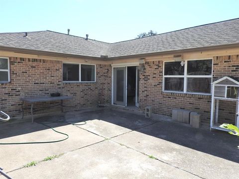 A home in Pearland