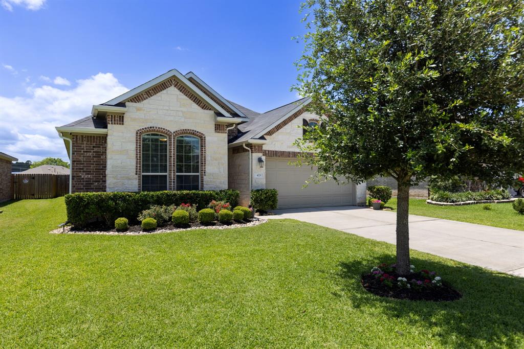 423 Terra Vista Circle