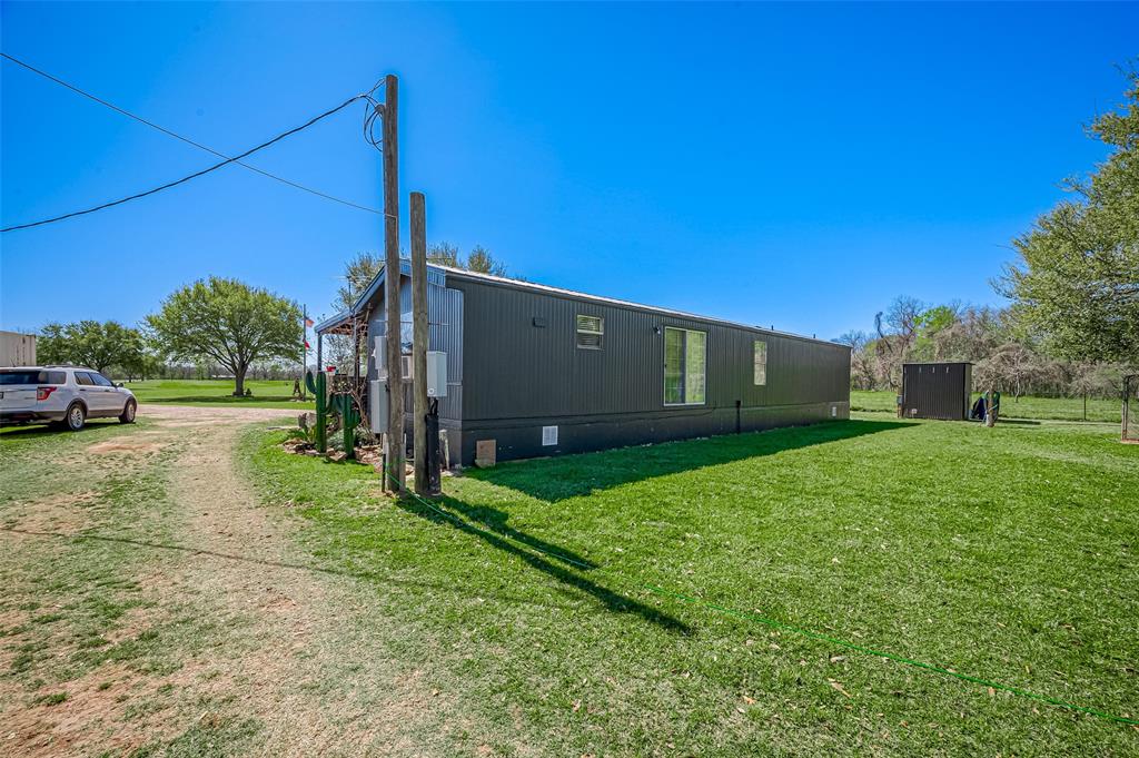 2215 Hartwell Road Rd, Brookshire, Texas image 3