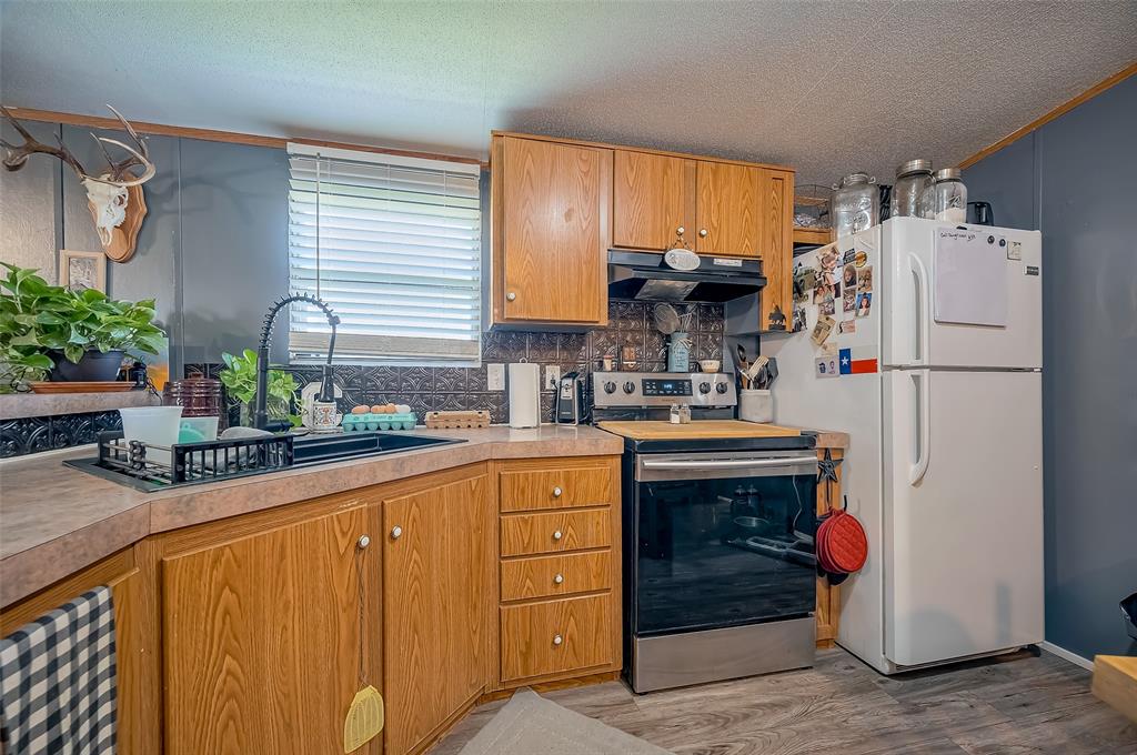 2215 Hartwell Road Rd, Brookshire, Texas image 10