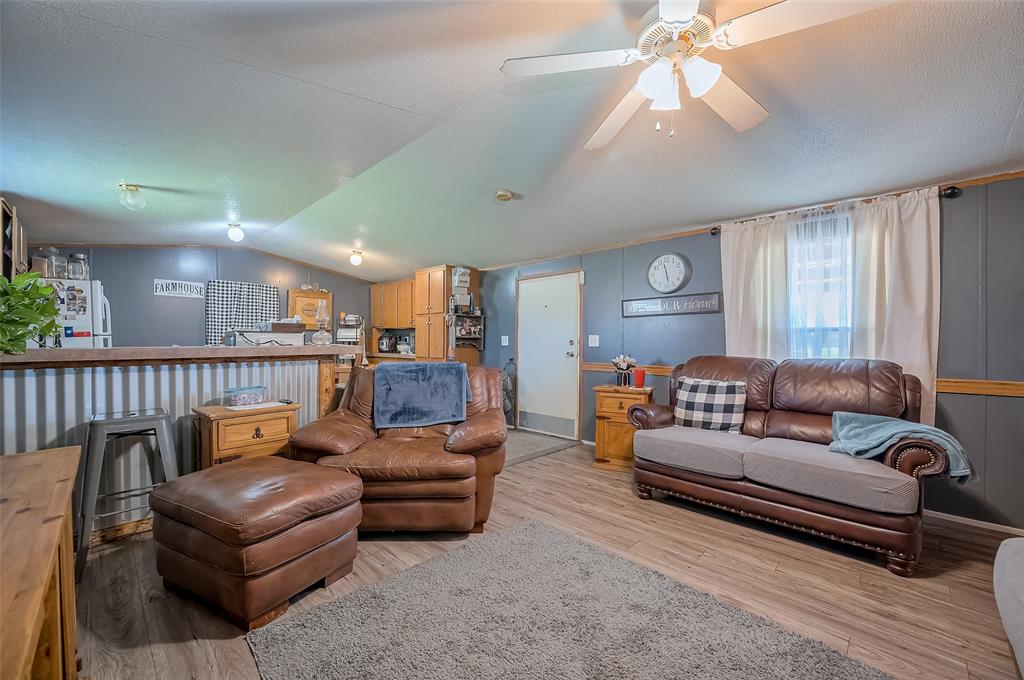 2215 Hartwell Road Rd, Brookshire, Texas image 7