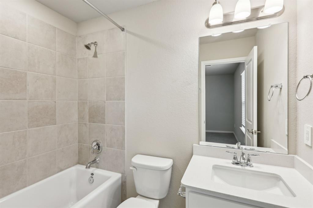 1631 Shae Oak Lane, Conroe, Texas image 34