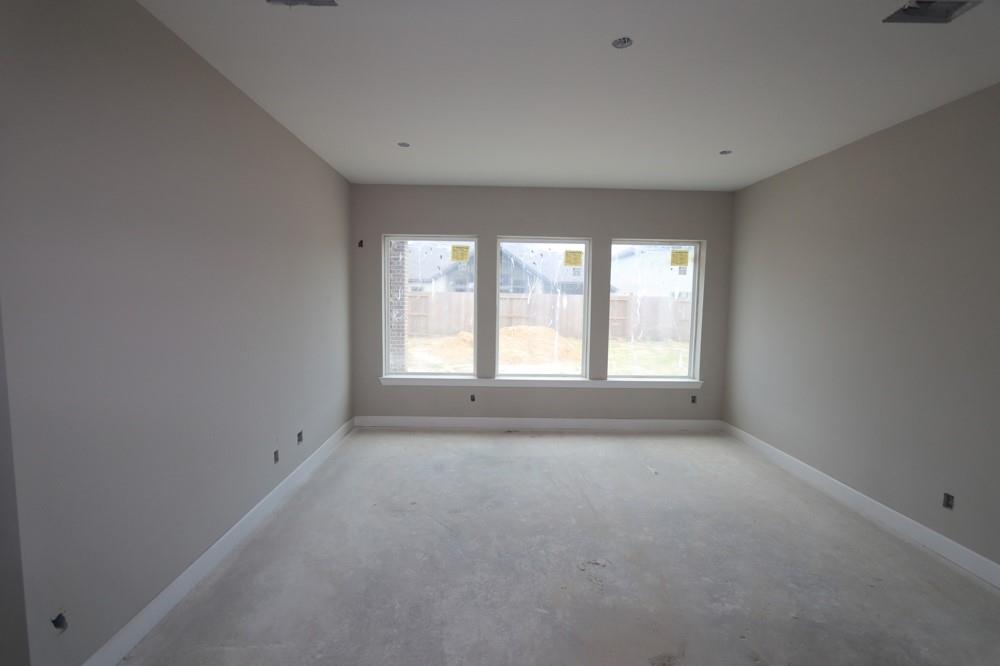 11834 Bush Tail Court, Mont Belvieu, Texas image 10
