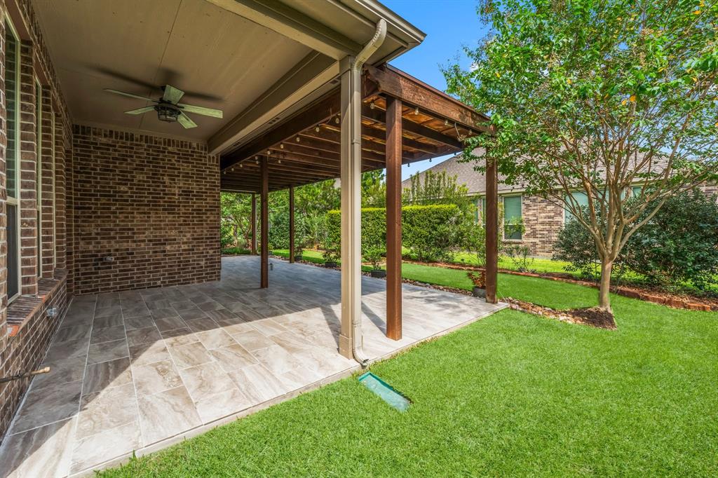 108 Chestnut Bay, The Woodlands, Texas image 25