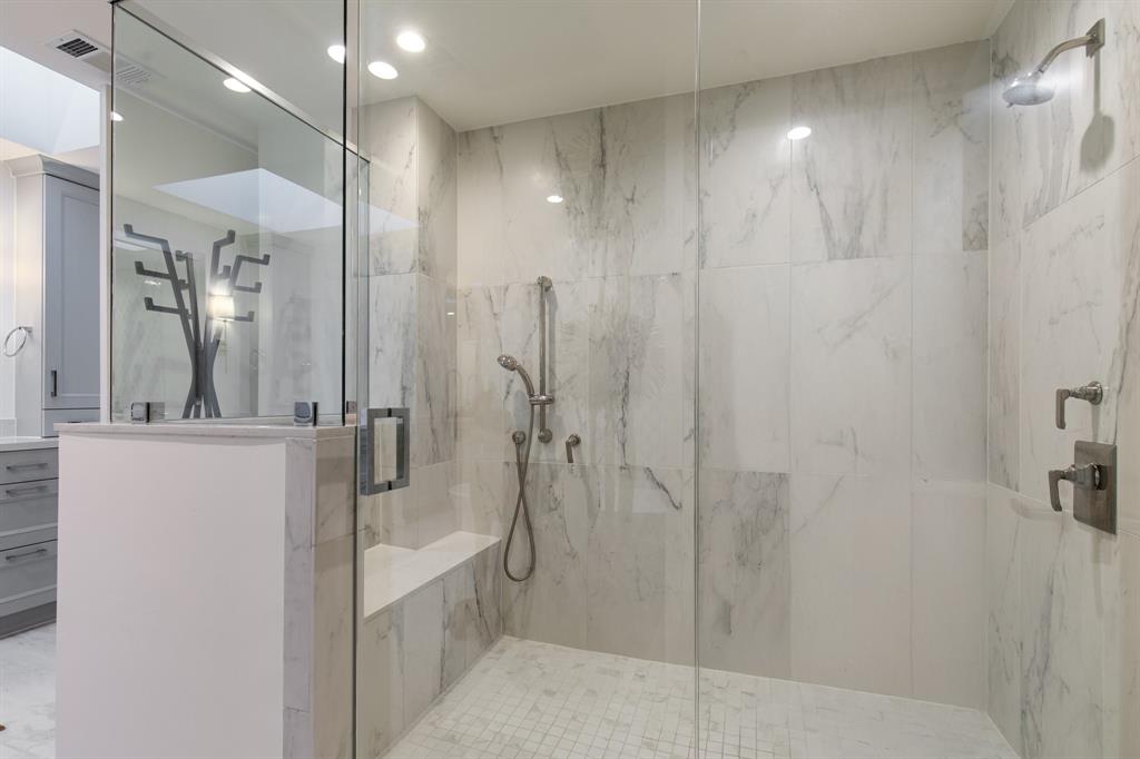 45 Briar Hollow Lane #6, Houston, Texas image 25